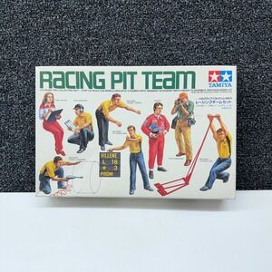 Vintage Tamiya Racing Pit Team 1/20 Grand Prix No.11 Model Kit 2011 Complete!